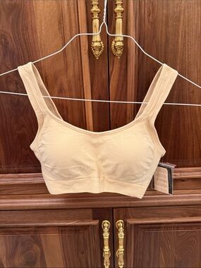 Wireless Scoop Bralette in Light Beige